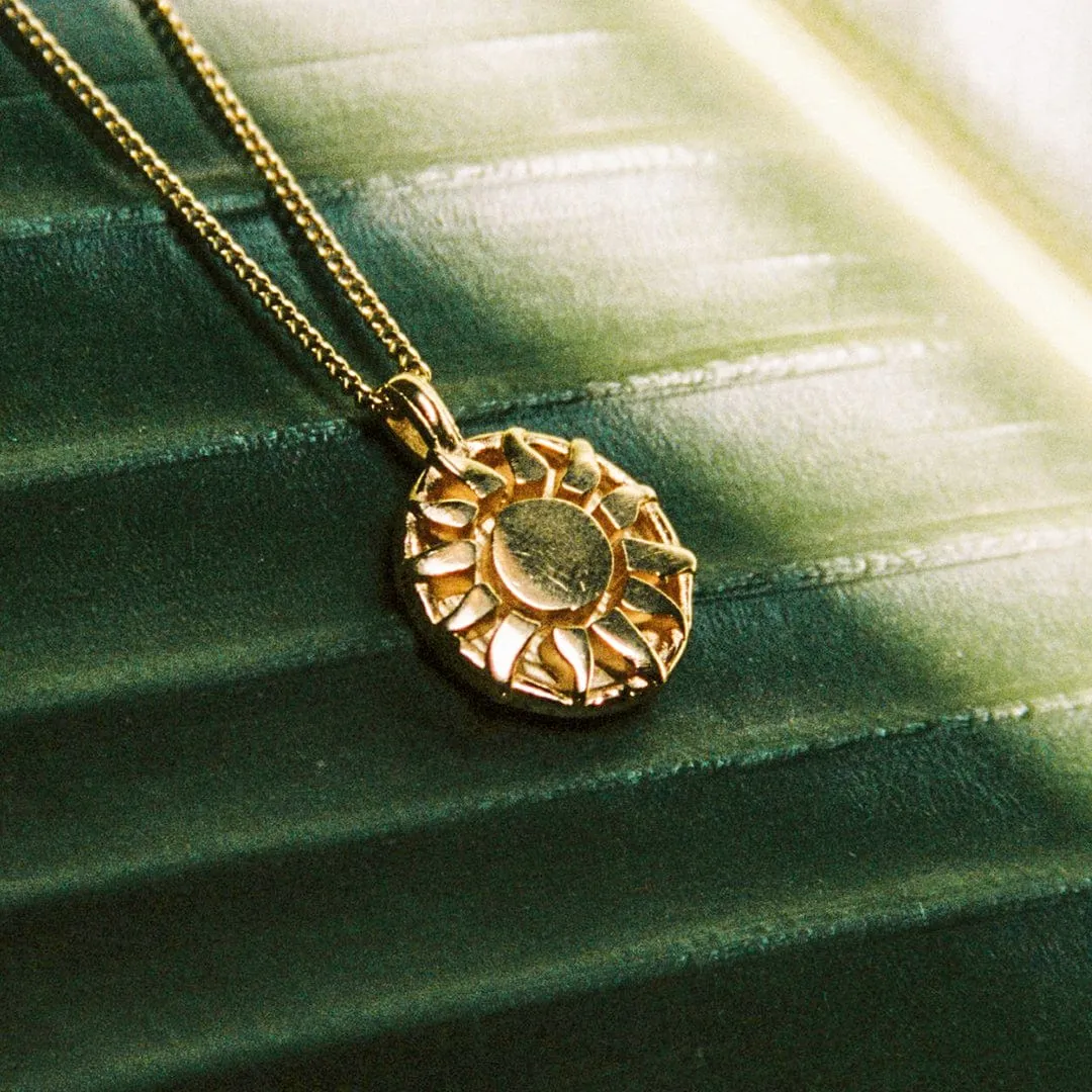 Endlessly Sun Necklace
